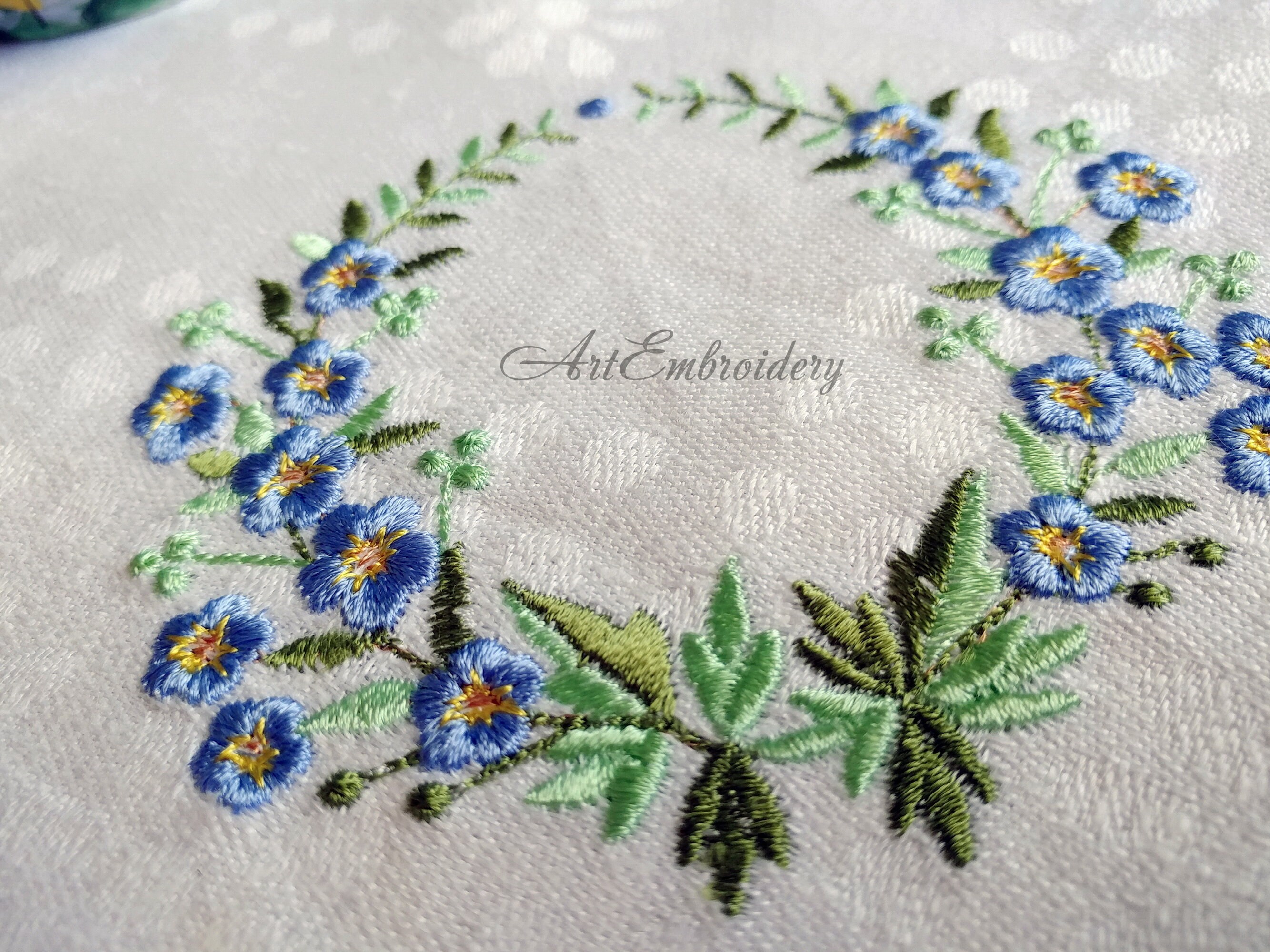 Forget-me-not Wreath Machine Embroidery Designs Set in Two