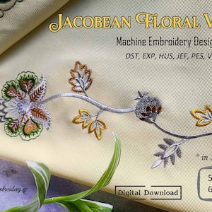 Puede incluir: Un conjunto de diseños de bordado a máquina que presenta una vid floral jacobea con hojas y flores plateadas, verdes y doradas. El diseño está disponible en dos tamaños: 5x7 pulgadas y 6x8 pulgadas. El texto "Jacobean Floral Vine" y "Machine Embroidery Designs Set" se muestra en la parte superior de la imagen. El texto "DST, EXP, HUS, JEF, PES, VP3, XXX" se muestra debajo del título. El texto "* in 2 sizes" se muestra en la esquina inferior derecha de la imagen. El texto "5x7" y "6x8" se muestra en un cuadro en la esquina inferior derecha de la imagen. El texto "Digital Download" se muestra en el centro inferior de la imagen.