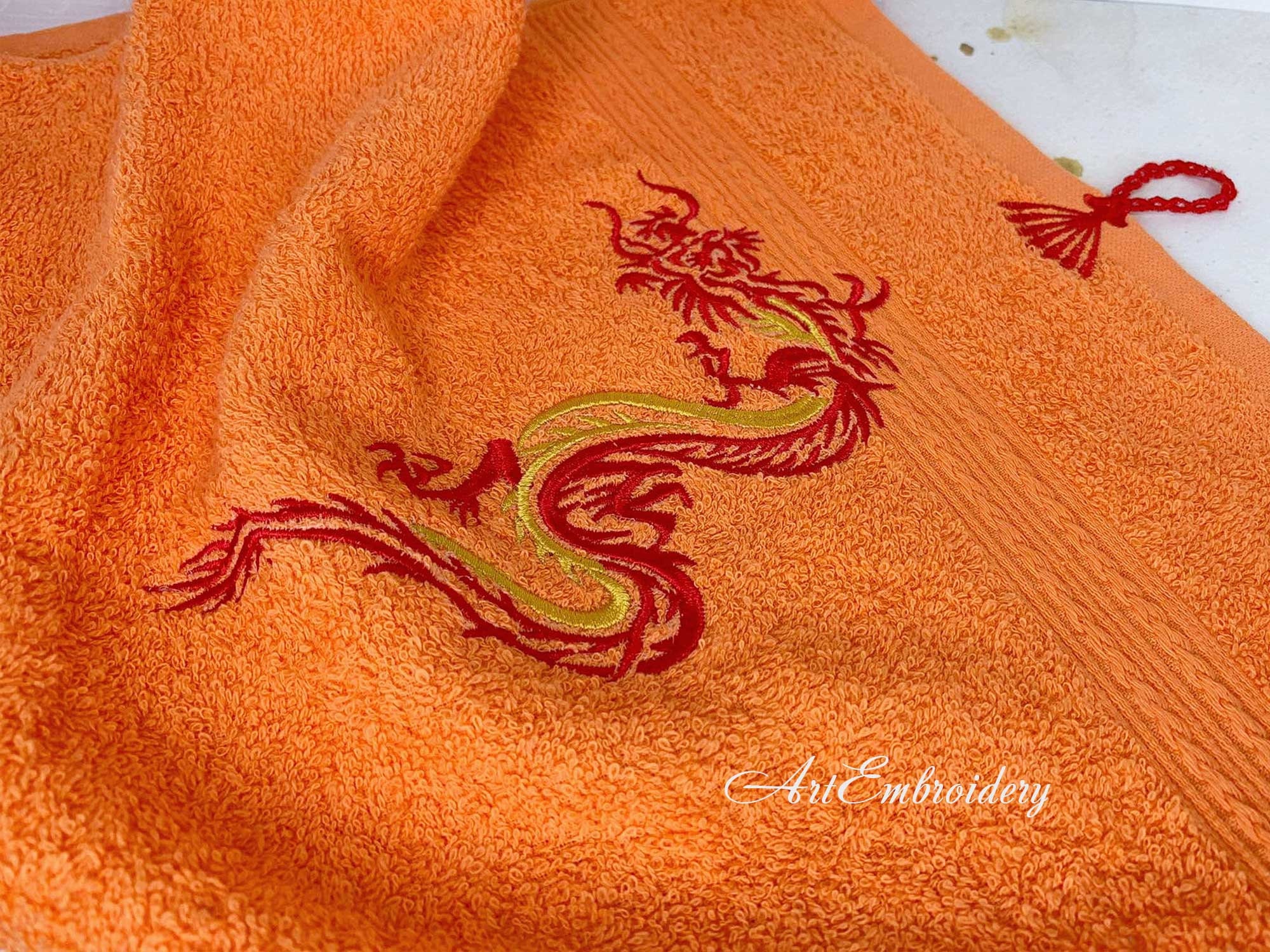 赤い龍の刺繍デザイン：中国文化（デジタルダウンロード） - Etsy 日本