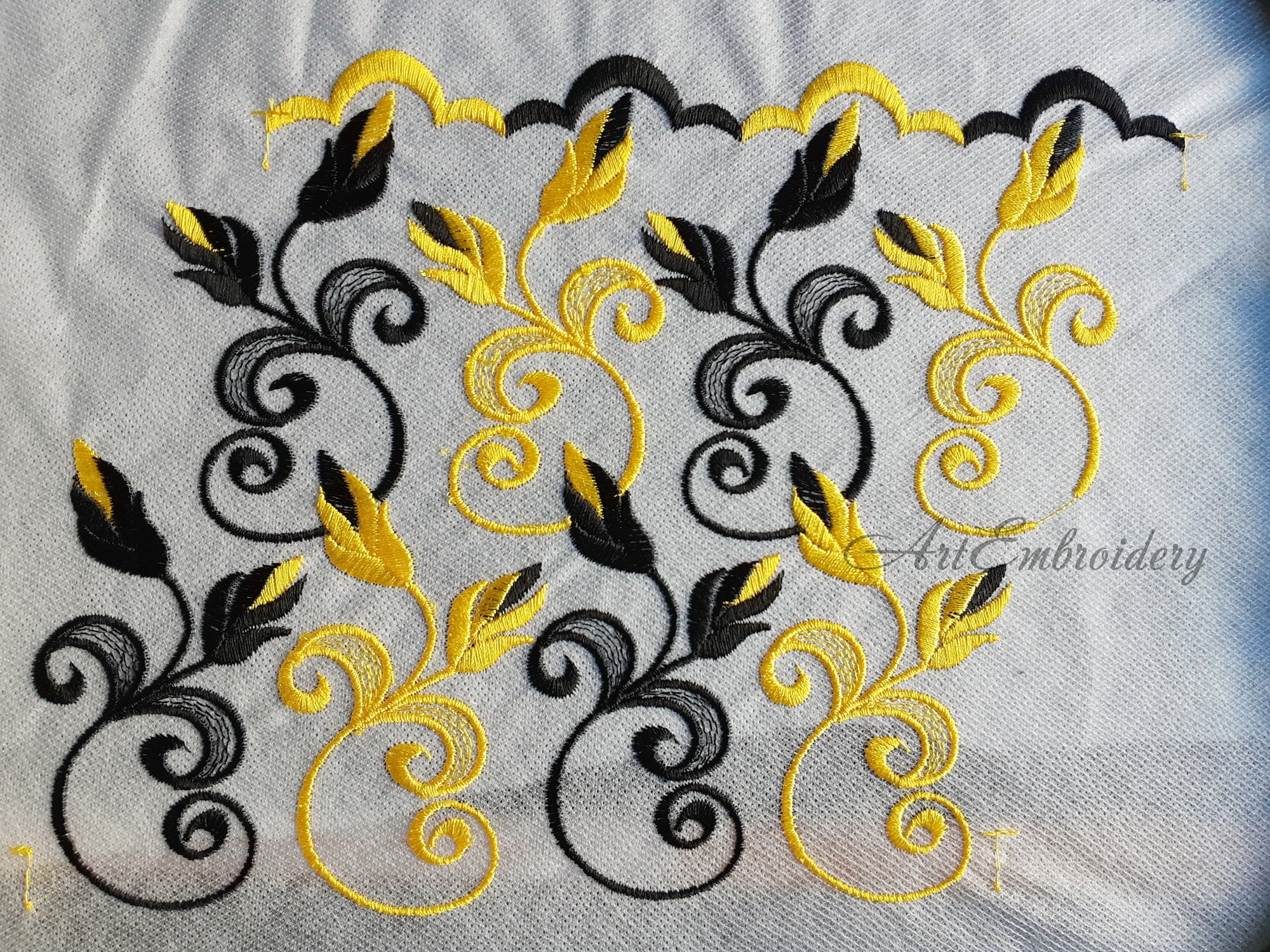 SARA MALLIKA × 6(ROKU)EMBROIDERY BEST SARA MALLIKA × 6(ROKU)EMBROIDERY BEST