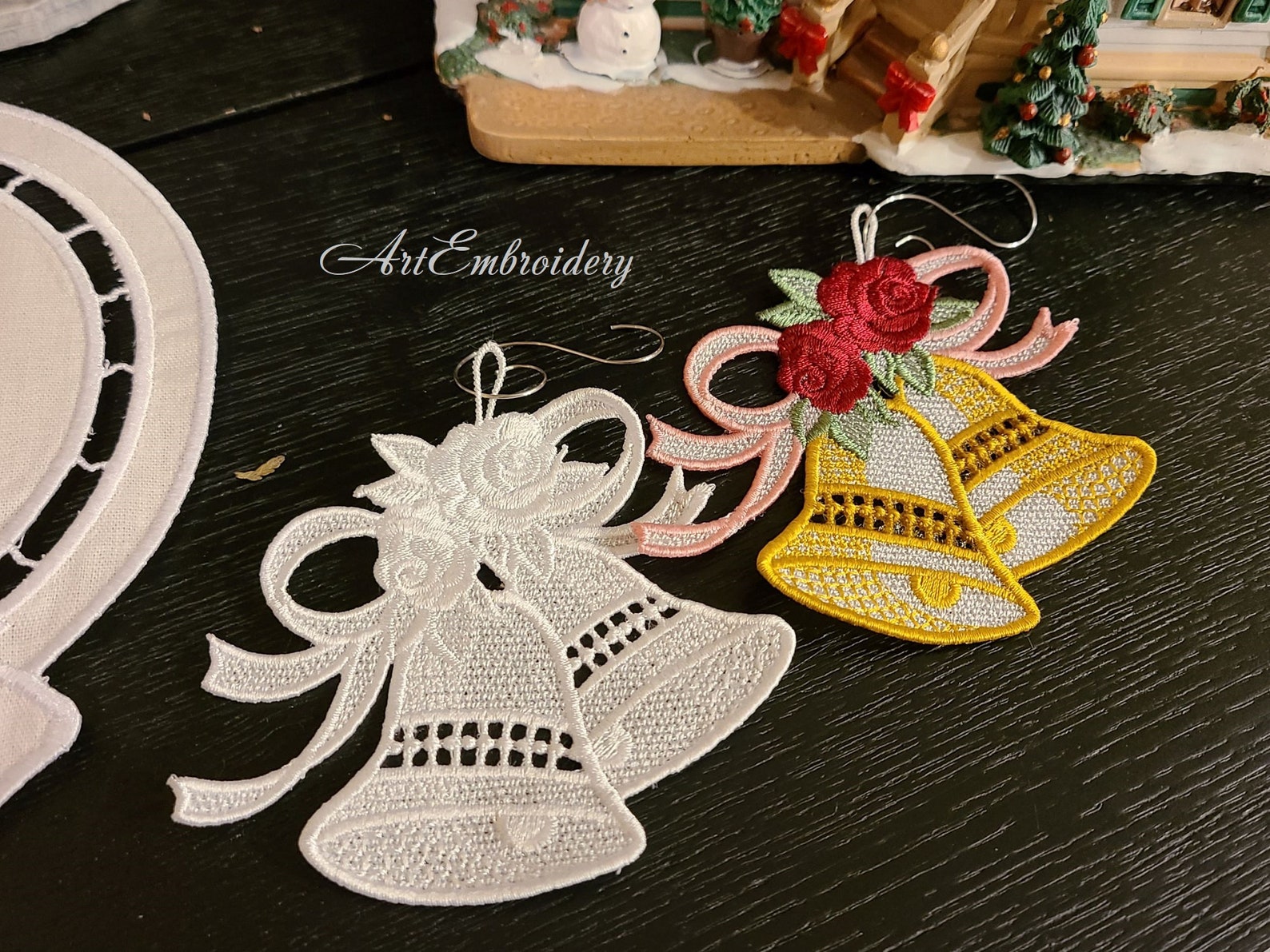FSL Roses and Bow Bell: Machine Embroidery Lace Ornament (digital ...