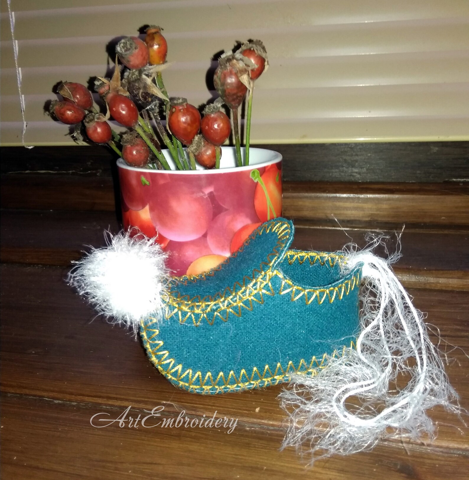 Elf Clogs Christmas Tree Ornament Project for Hoop 4x4 and Etsy