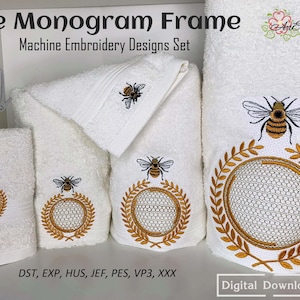 Puede incluir: Conjunto de diseños de bordado a máquina con un motivo de abeja y panal. Los diseños están disponibles en varios formatos, incluidos DST, EXP, HUS, JEF, PES, VP3 y XXX. Los diseños tienen un tamaño máximo de 8 pulgadas por 8 pulgadas.