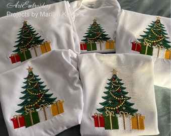 Christmas Tree Applique - Machine Embroidery design in two sizes