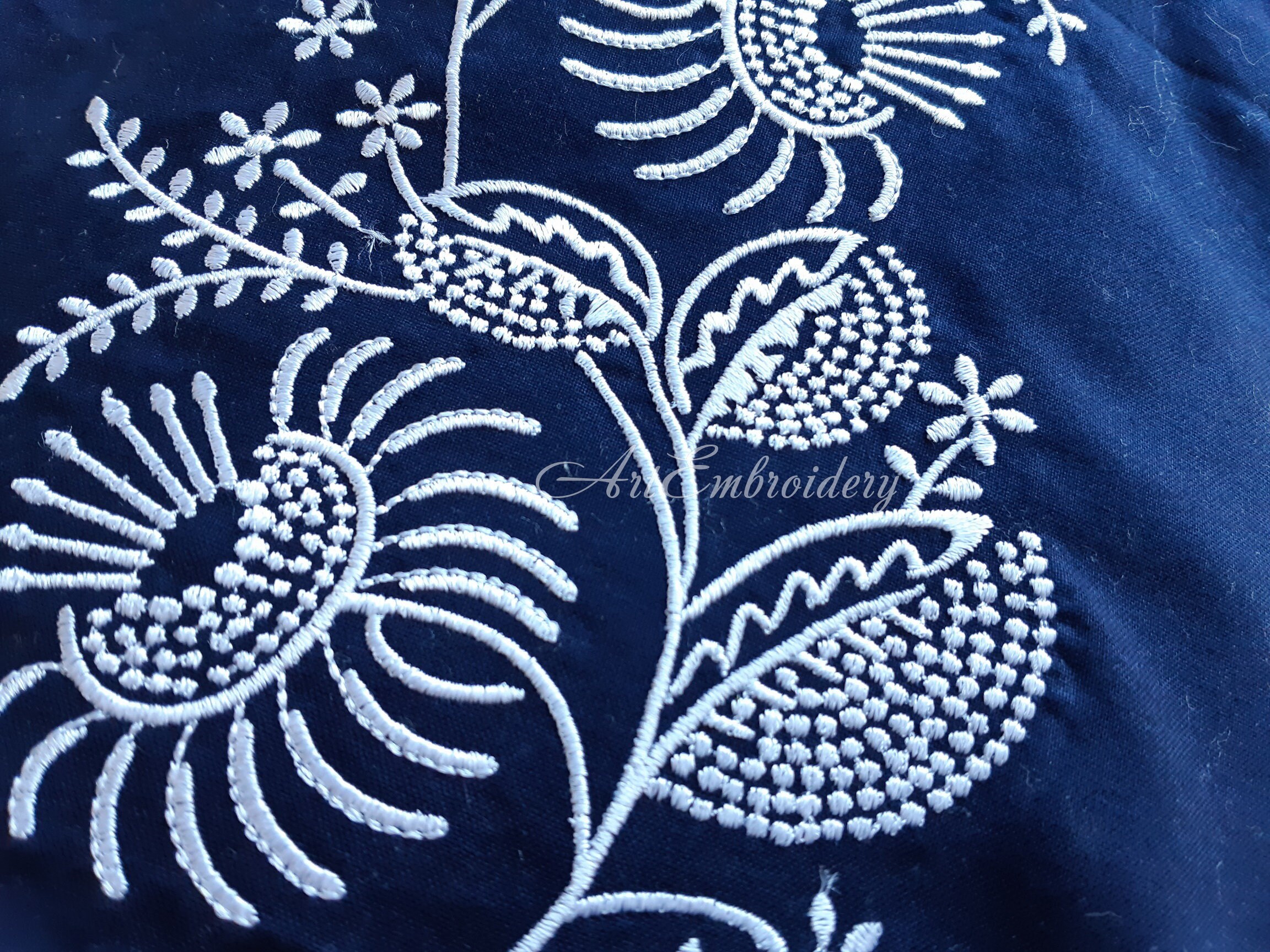 Czech Modrotisk Floral Border - Machine Embroidery Designs (8x12