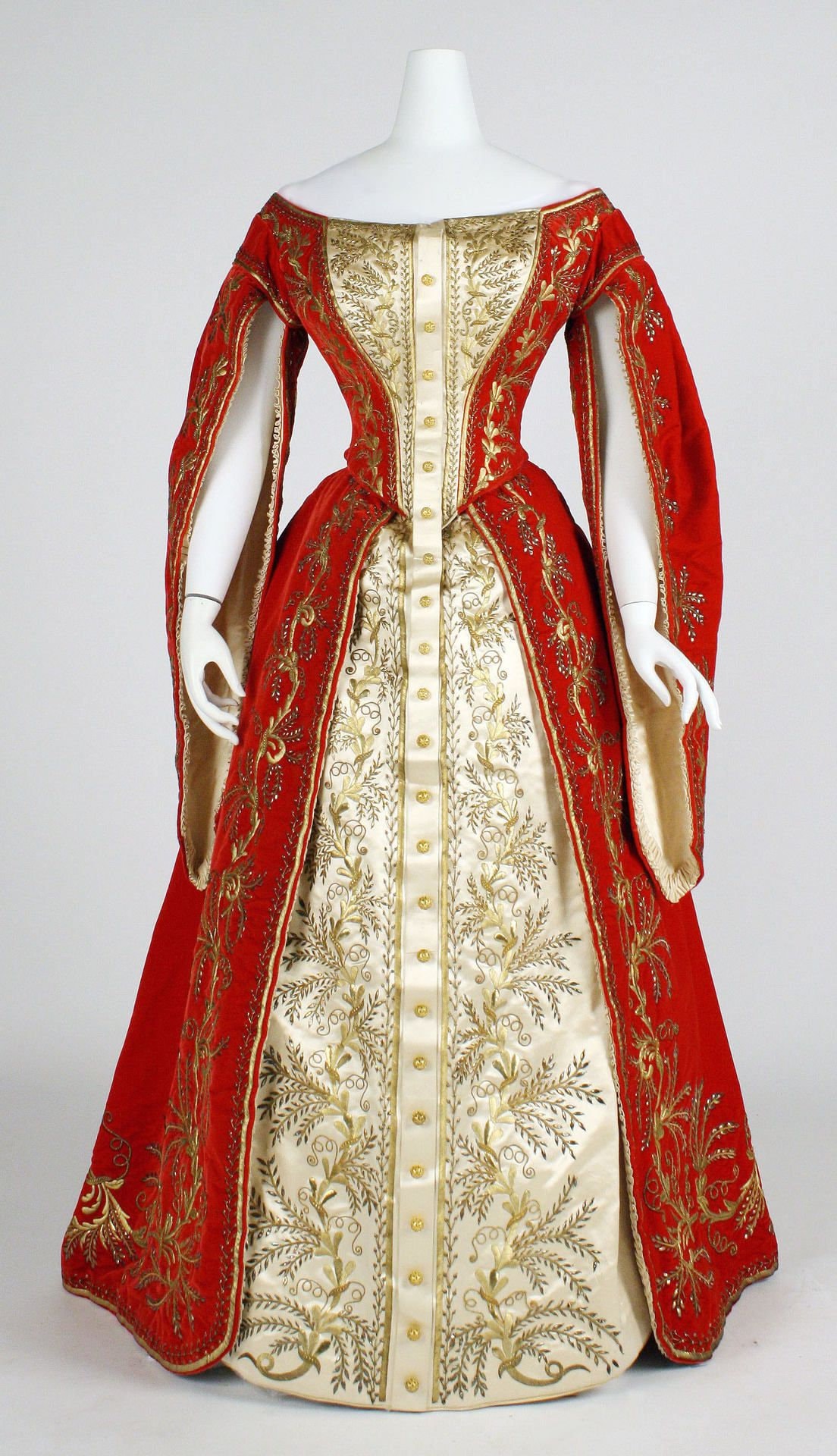Russian Court Dress 1900 - Machine Embroidery Designs Set Russian Court Dress 1900 - Machine Embroidery Designs Set