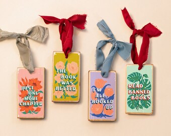 Book Lover Sayings Wood Christmas Ornament - Made to Order
