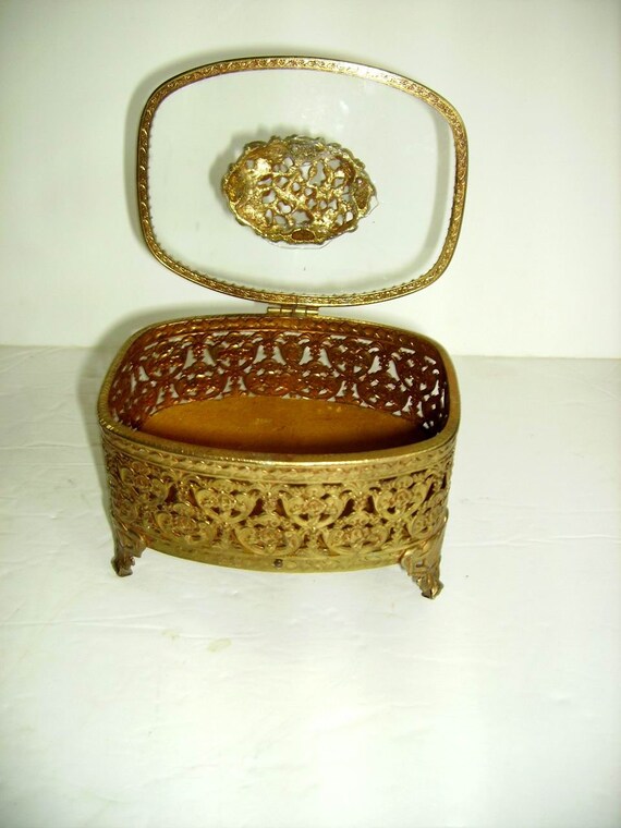 Vintage Gold Filigree and Glass Jewelry Casket/Mi… - image 4