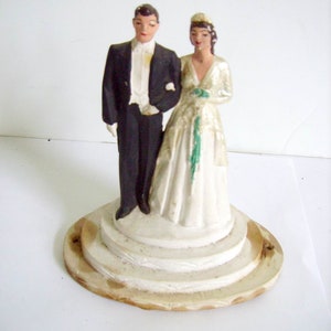 Vintage Bride and Groom Wedding Cake Topper/Vintage 1940&#39;s Wedding Cake Topper