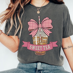 Pink Bow Sweet Tea Png Retro Png Bow Png Coquette Png Girly Png Checkered Png Preppy Png Sublimation Design, T-Shirt Design Sweatshirt Png