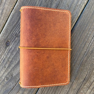 Pocket/Field Notes Horween Travelers Notebook with Natural Veg Tan Pockets by Safari Leather