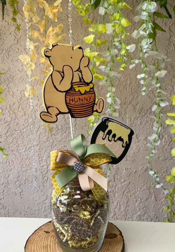 Winnie the Pooh centerpieces🍯🌻 #winniethepooh #babyshower #winniethe