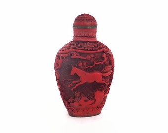 Oriental Vintage Handwork Snuff Bottle Silver Inlay Beads Oriental Vintage Handwork Snuff Bottle Silver Inlay Beads