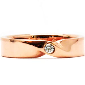 Mobius Strip Ring Rose Gold Mobius Women Wedding Ring set with a Diamond Mobius Diamond Ring Twist Wedding Band Gift for her Handmade Ring