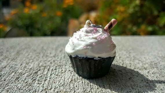 Vanilla Cupcake with Sprinkles and Candy Straw Charm - SCENTED