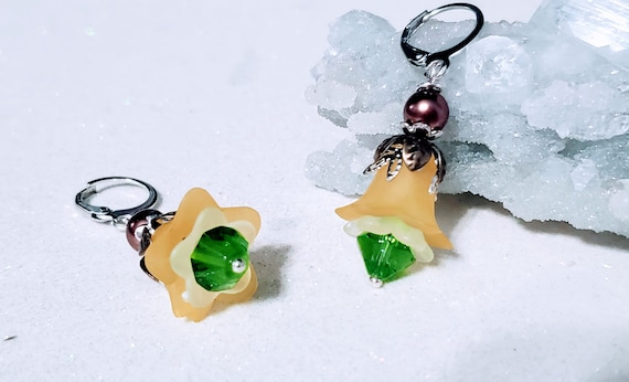 April Flowers - lucite earrings