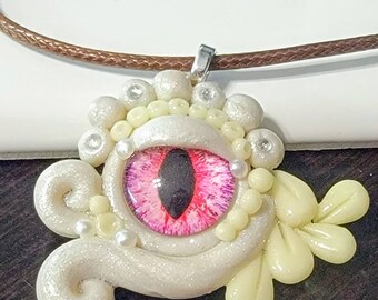 Dragon Eye Pendant - Glowing Pearl