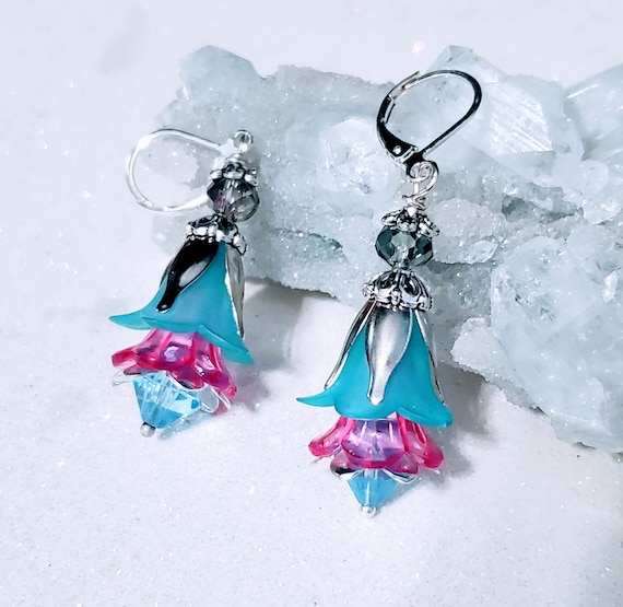 Cotton Candy Flowers - lucite earrings