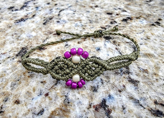 Micro Macrame Bracelet - Olivia. Choose your color.
