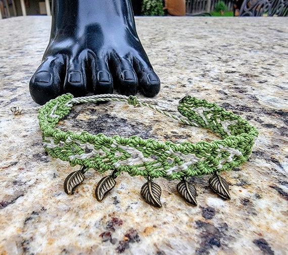 Micro Macrame Bracelet - Ivy. Choose your color.