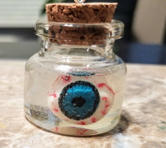 Gory Eyeball in a Jar - Glows in the Dark