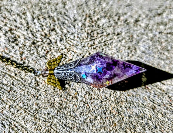 Amethyst - Handmade Crystal Pendulum | Resin Dowsing Tool with Copper Spiral & Chameleon Pigment