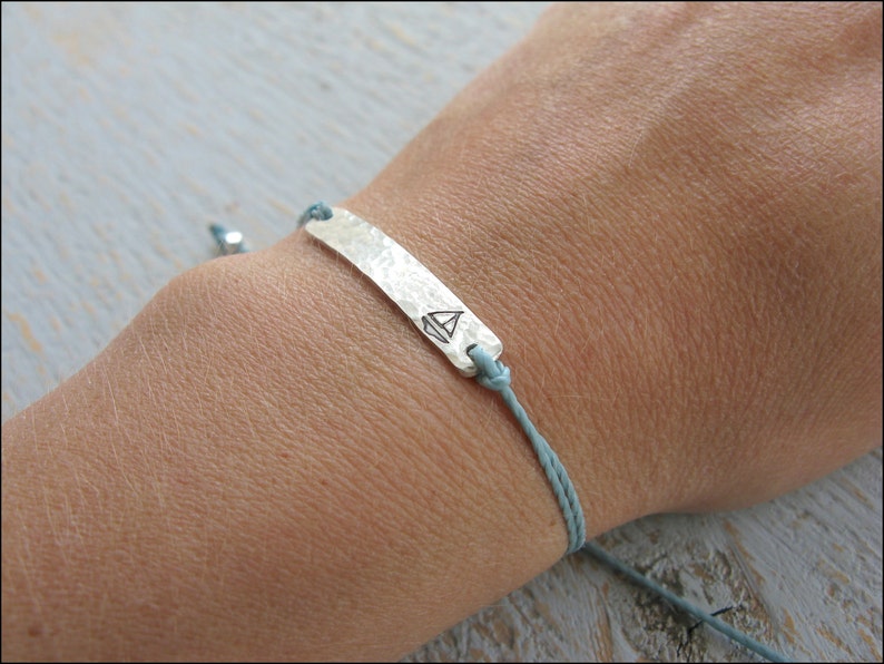 sailboat bracelet, sailing bracelet, sailboat string bracelet, adjustable silver sailboat bracelet, stamped sailboat bracelet image 3