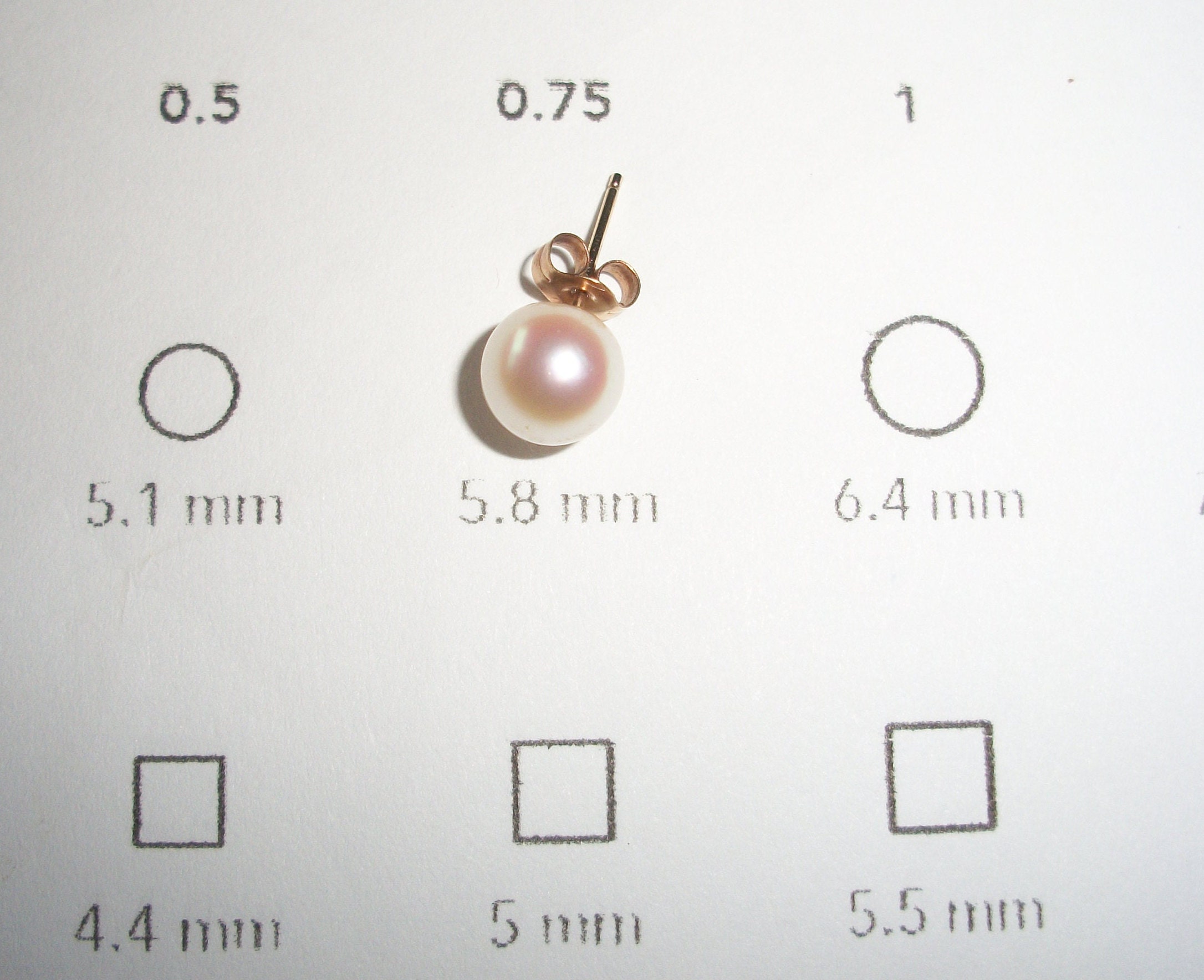 Pearl Dot x White Gold Pierce – Pearlish