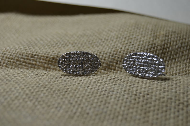 groomsmen gift burlap organic cuff links men/'s cufflinks rustic wedding cuff links gift for him textured cufflinks silver cufflinks