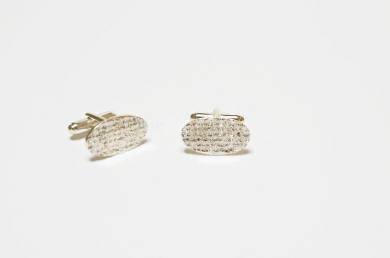 groomsmen gift burlap organic cuff links men/'s cufflinks rustic wedding cuff links gift for him textured cufflinks silver cufflinks