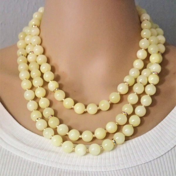 Long pale lemon yellow jade chunky necklace with golden accents, gift for woman, yellow stone necklace, gifts under 30