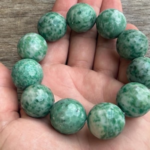 20 mm beads green Qinghai jade bracelet, large beaded bracelet, green gemstone bracelet, bold boho bracelet, good luck jade, gift for woman