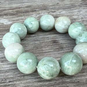 Large pale green Jade chunky bracelet, super large beaded gemstone elastic Jade bracelet, gift for woman, gifts under 40