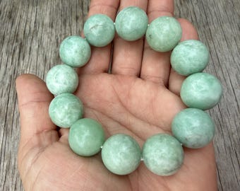 18 mm beads jade bracelet, large beaded bracelet, green gemstone bracelet,  bold boho bracelet, good luck jade, gift for woman