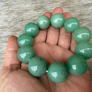 Chunky 20 mm Green Aventurine beaded bracelet, gift for woman, green large stone, green gemstone bracelets, Mother's Day gift