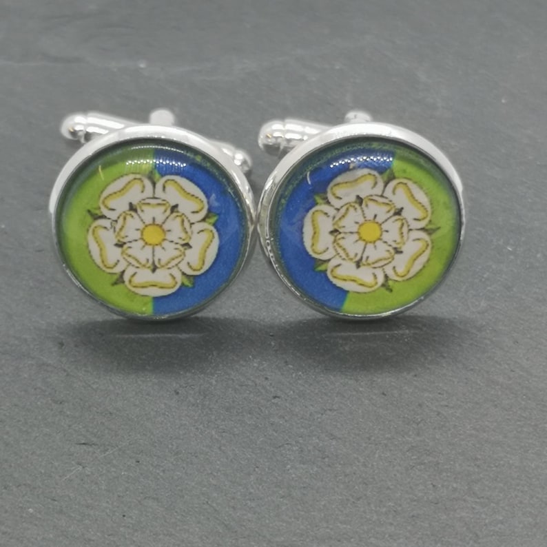 East Riding of Yorkshire English County Flag Glass Domed Cufflinks,