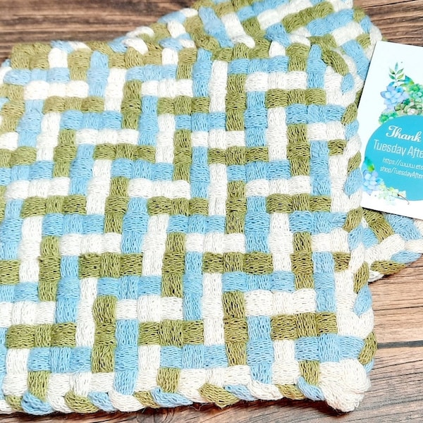 Handmade Woven 6X6 Potholders, Powder Blue, Leaf Green and Off White PH6-14