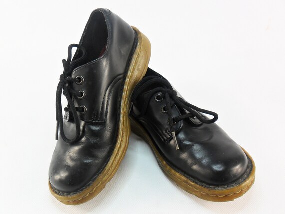 doc martens 32