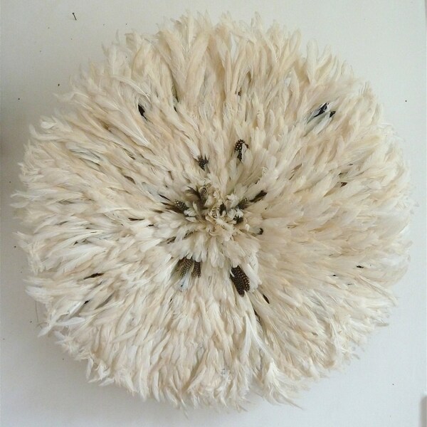 Juju Hat - Bamileke Feather Headdress - Natural White & Guinea-Fowl - RARE - Diameter : 80 cm