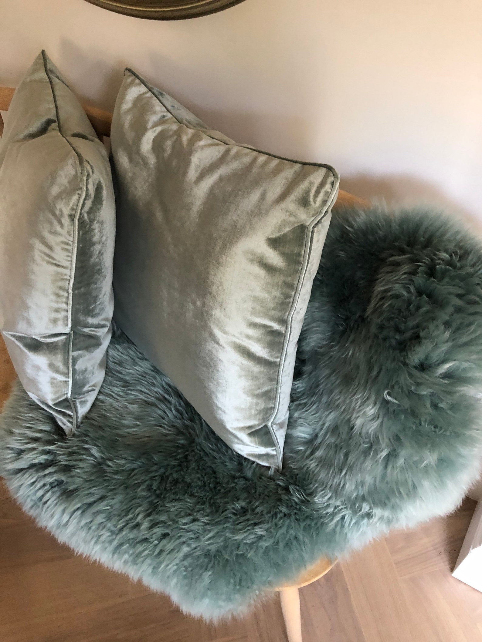 Green Velvet Scatter Cushion 40x60cm main image 1