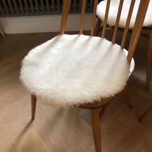 Sheepskin seat pad, Ivory short wool seat pad , chair pad , white chair pad, sheepskin seat cover