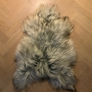 Natural Grey Icelandic Sheepskin