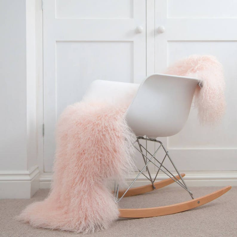 Xxl Luxury Blush Pink Tibetan Sheepskin Powder Pink Pale Pink Fur Bed Cover Chair Cover Sofa Throw Carpet Rug Hygge