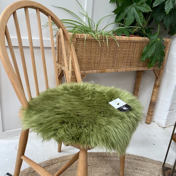 Coussin de siège en peau de mouton vert citron, peau de mouton véritable, citron vert, peau de mouton herbe, accessoires verts, coussin de siège en fourrure vert, cadeau incroyable