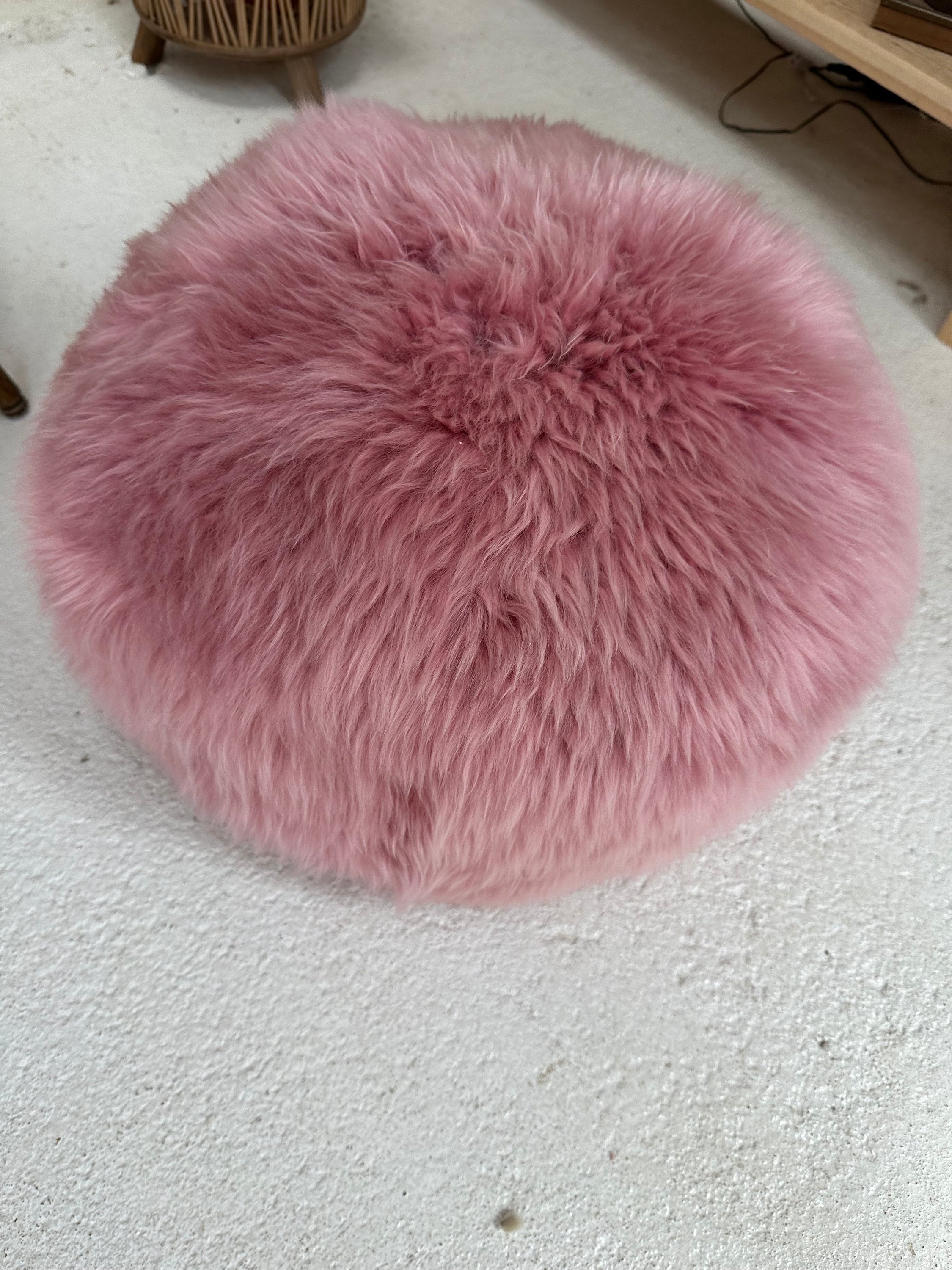 Pink fluffy ottoman deals