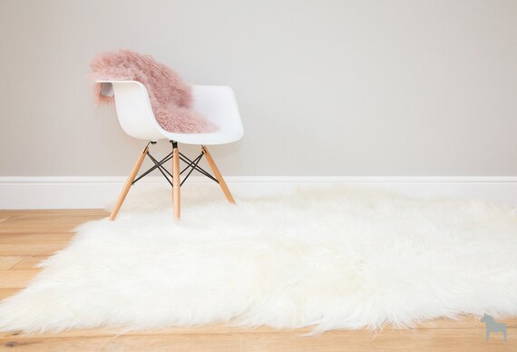 Großer Ivory White Islandschaffell Teppich (180 x 200 cm)