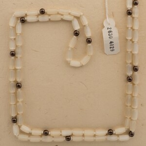 Vintage 40" Tsjechische ketting gele satijnen atlas koperen glaskralen