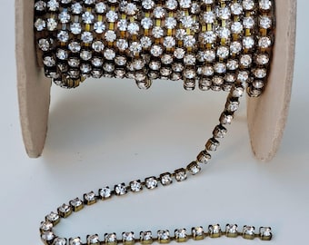 Clear Crystal MC Chaton Rhinestone cup chain raw brass Preciosa SS16, 3.3meter