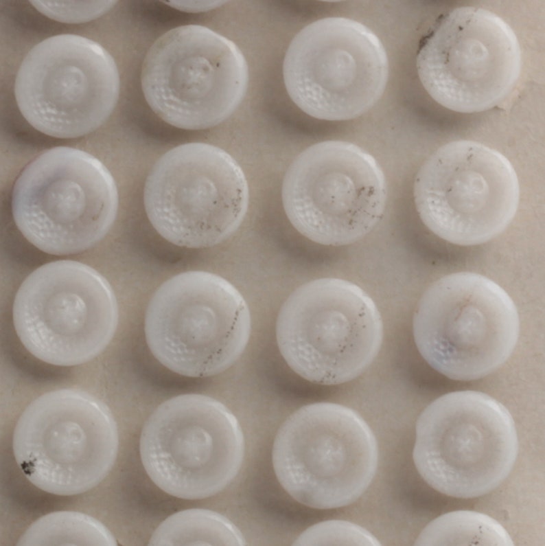 rare vintage Czech 1920/'s imitation fabric semi translucent white round glass buttons 13mm Card 24