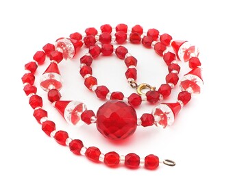 Collier tchèque vintage, perles de verre à facettes cristallines rouges